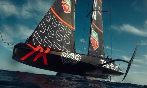 TAG Heuer se asocia con el yate de carreras de alto rendimiento FlyingNikka