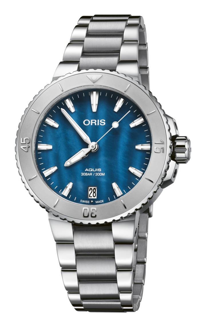 Oris presenta nuevas variaciones de su Aquis Date