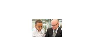 Lewis Hamilton Realiza una Visita a IWC Schaffhausen