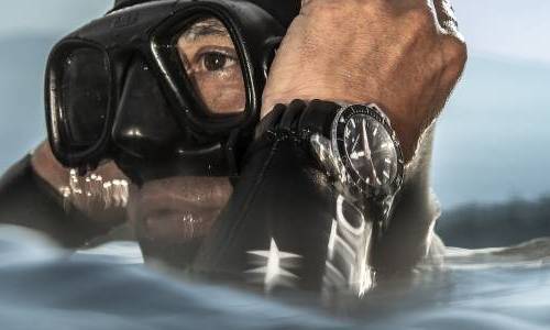 Hamilton Khaki Navy Frogman Automatic: un héroe de la profundidad