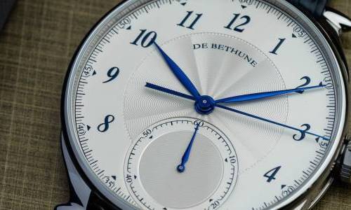 De Bethune DB Eight